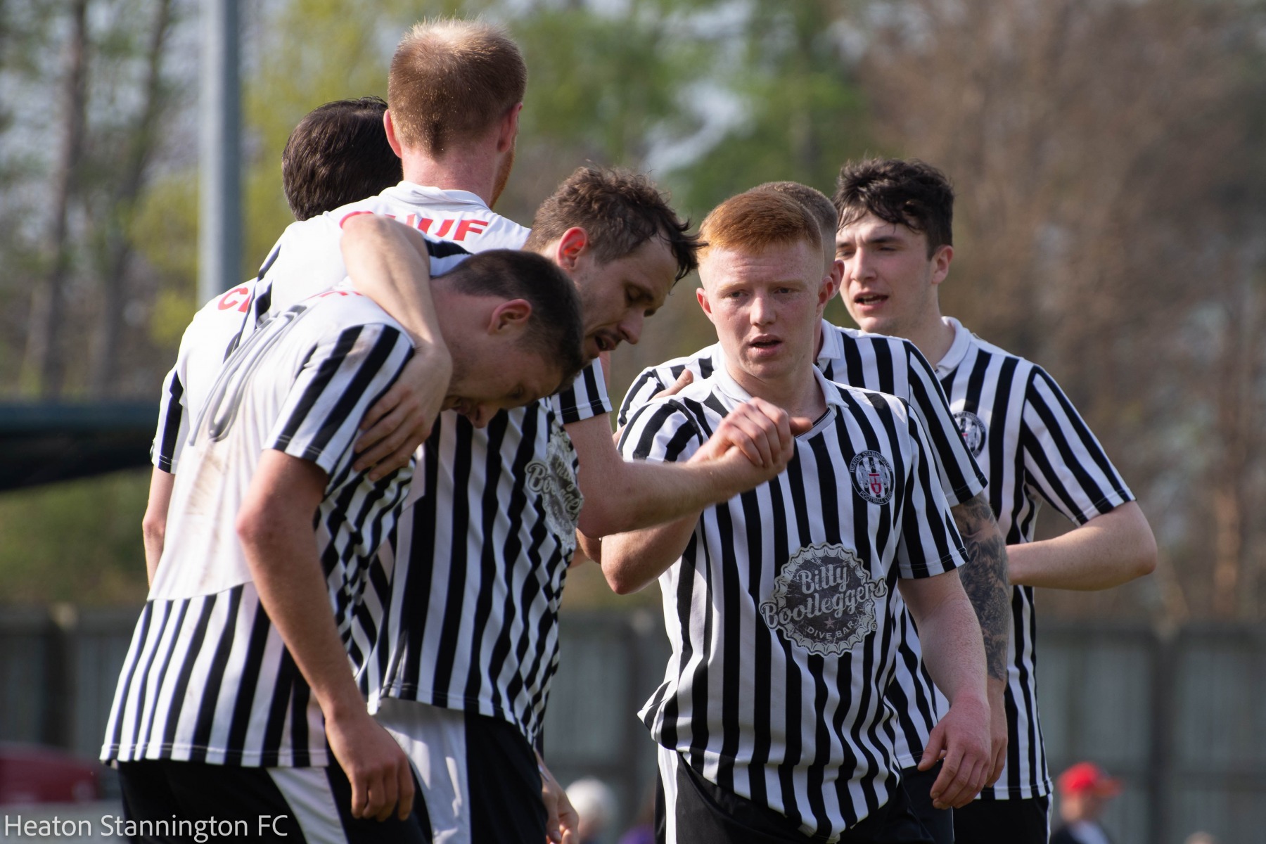 Newcastle Uni 0-2 Heaton Stan – Photos and Video